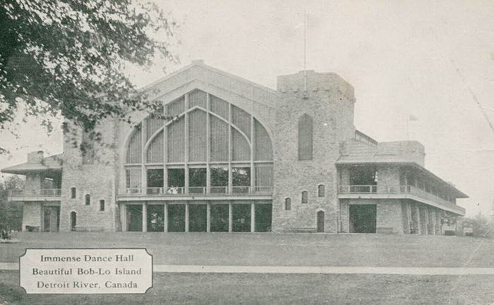 Bob-Lo Island Dance Pavillion - Old Post Card Photo Of Bob-Lo Pavillion (newer photo)